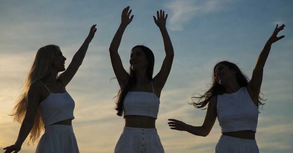 Dans als biologisch herstelmechanisme: waarom bewegen op muziek zoveel meer doet dan je denkt